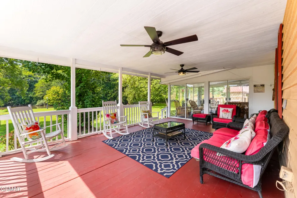 527 River Place Way #516 Sevierville, TN 37862