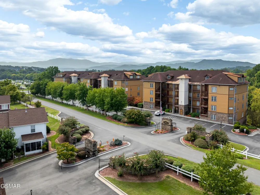 527 River Place Way #516 Sevierville, TN 37862