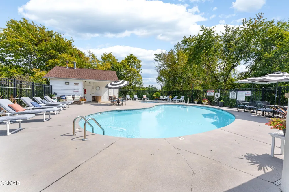 527 River Place Way #516 Sevierville, TN 37862