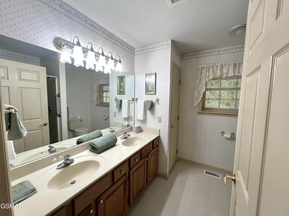3661 Boxwood Lane Sevierville, TN 37862