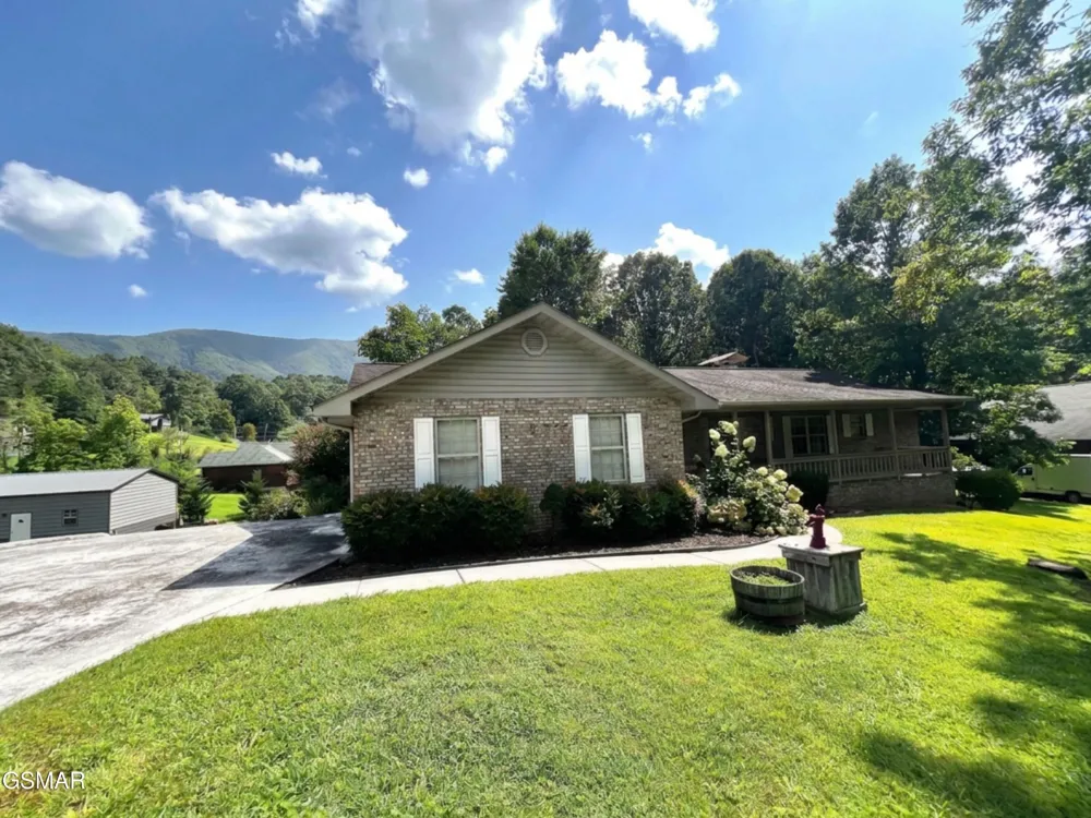 3661 Boxwood Lane Sevierville, TN 37862