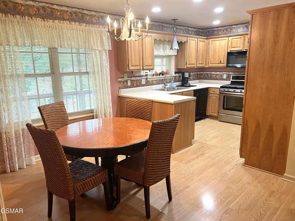 3661 Boxwood Lane Sevierville, TN 37862