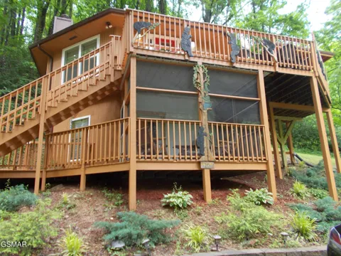 1157 VILLA LANE