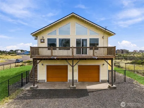 1400 Ocean Shores Boulevard SW