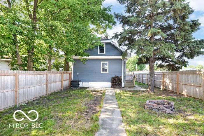 4110 E 10th Street Indianapolis, IN 46201
