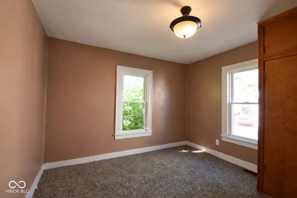 2029 Lincoln Avenue New Castle, IN 47362