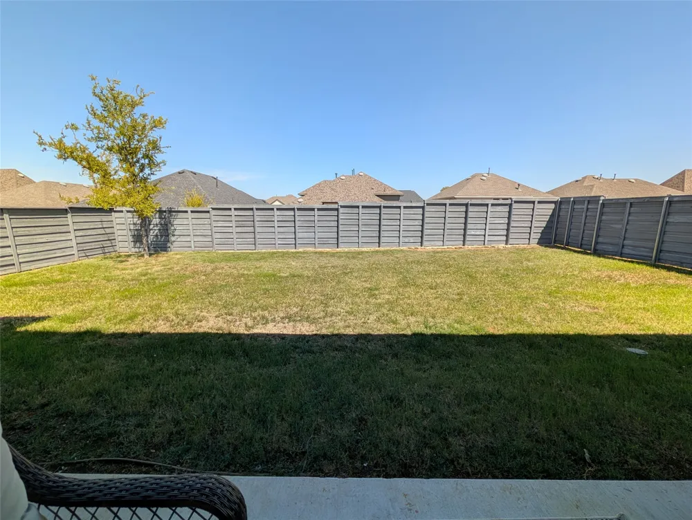425 Sunnyridge Lane Little Elm, TX 76227