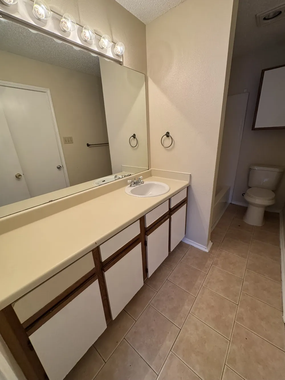 4512 Mizzenmast Court Fort Worth, TX 76135