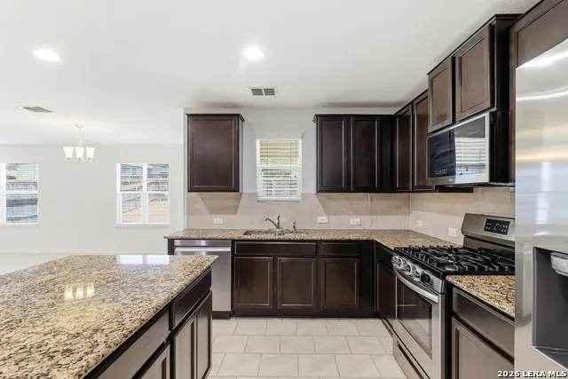 15243 Cinnamon Teal San Antonio, TX 78253
