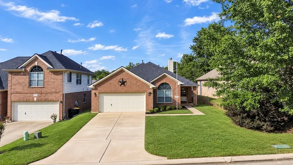 2310 Highland Crossing Drive Conroe, TX 77304