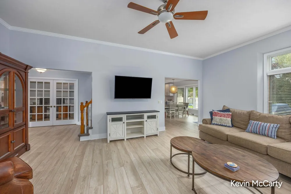 2507 Ridgecroft Avenue SE Grand Rapids, MI 49546