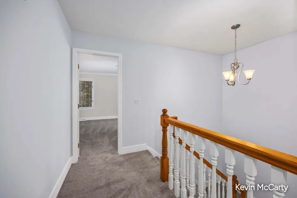 2507 Ridgecroft Avenue SE Grand Rapids, MI 49546