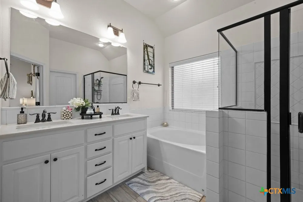 2402 Twin Ridge Court Belton, TX 76513