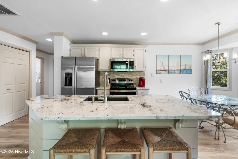 3030 Marsh Winds Circle #405 Southport, NC 28461