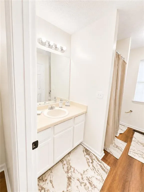 6979 Ling Lane Austell, GA 30168