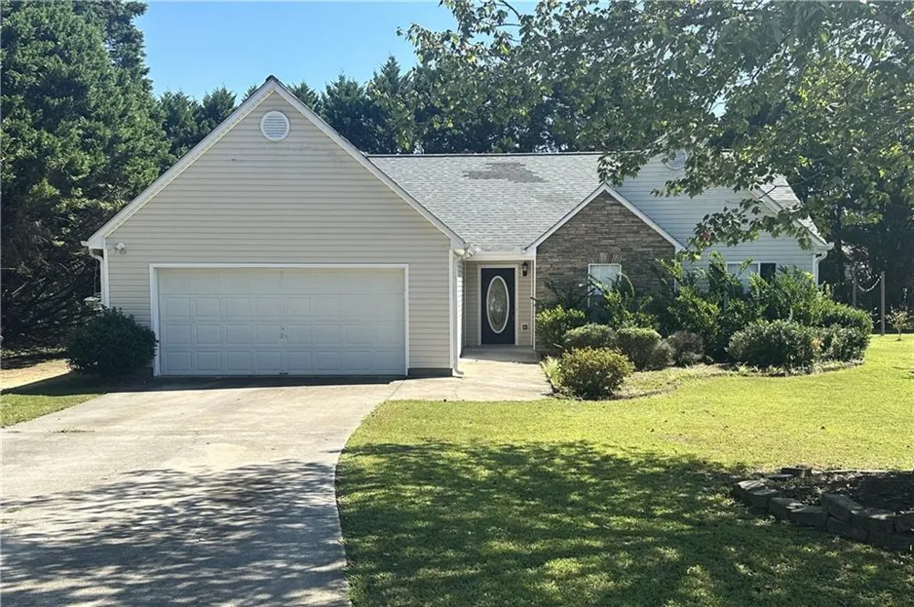 1512 Julianna Circle Loganville, GA 30052