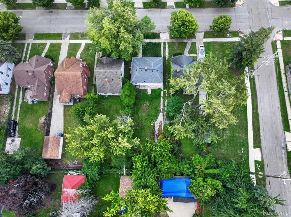 16519 Stahelin Avenue Detroit City, MI 48219