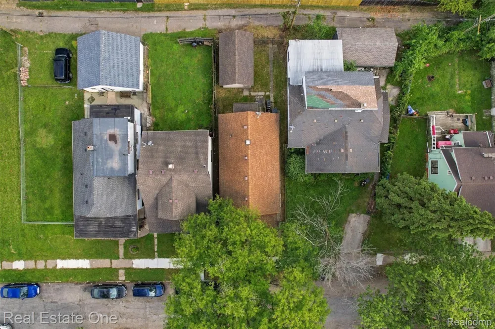 36 W Broadway Street Ecorse City, MI 48229