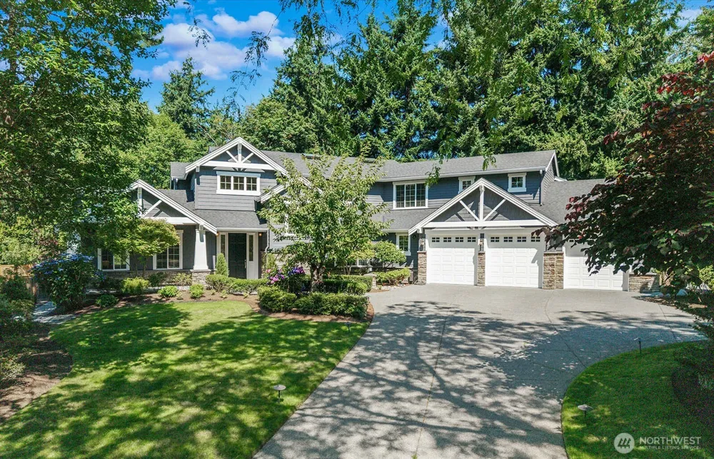 4834 118th Avenue NE Kirkland, WA 98033