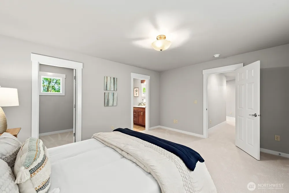 4834 118th Avenue NE Kirkland, WA 98033