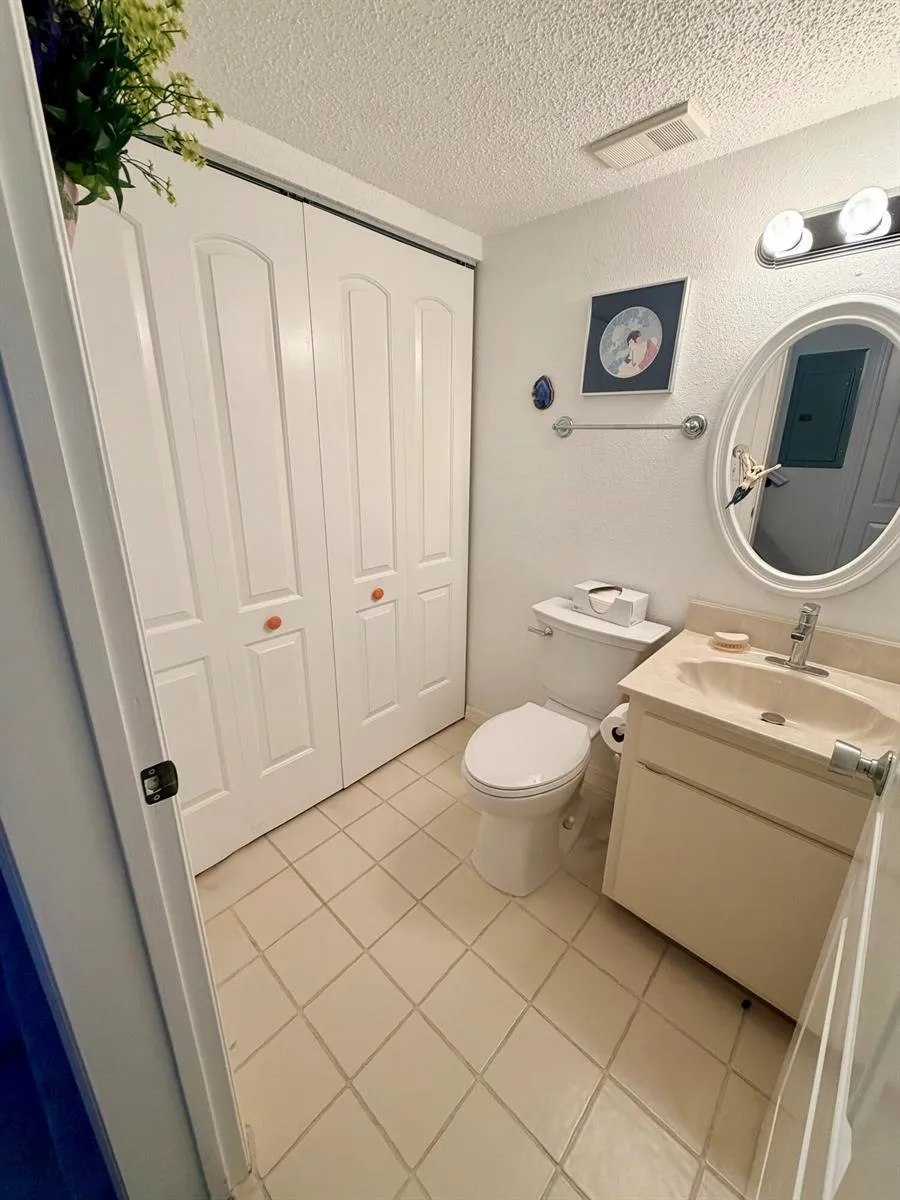 62 PINEY BRANCH WAY #A West Melbourne, FL 32904