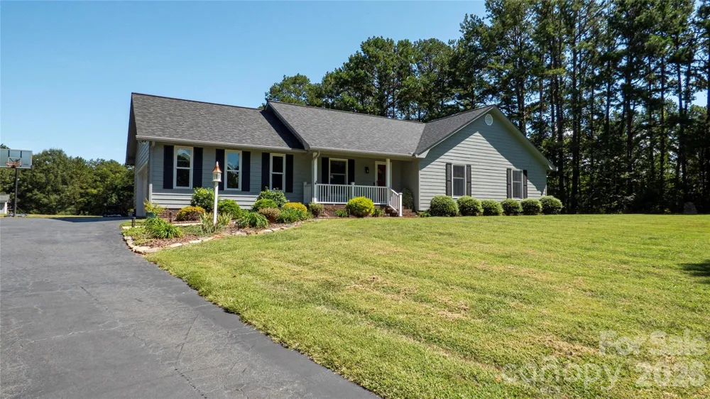 187 Sunfish Drive Mooresville, NC 28117