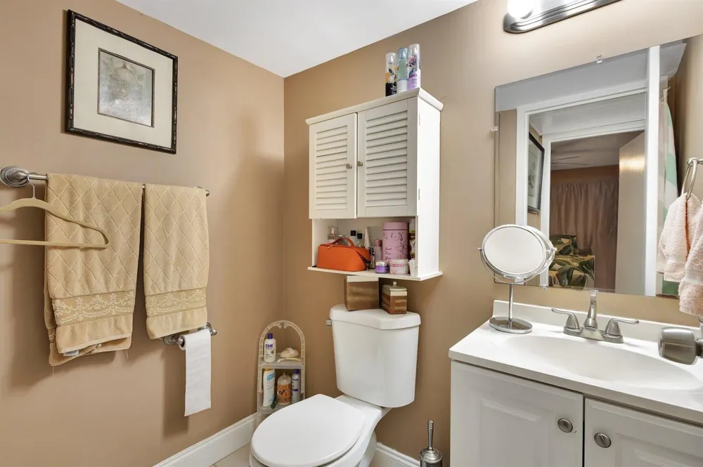 637 Monaco Court Delray Beach, FL 33446