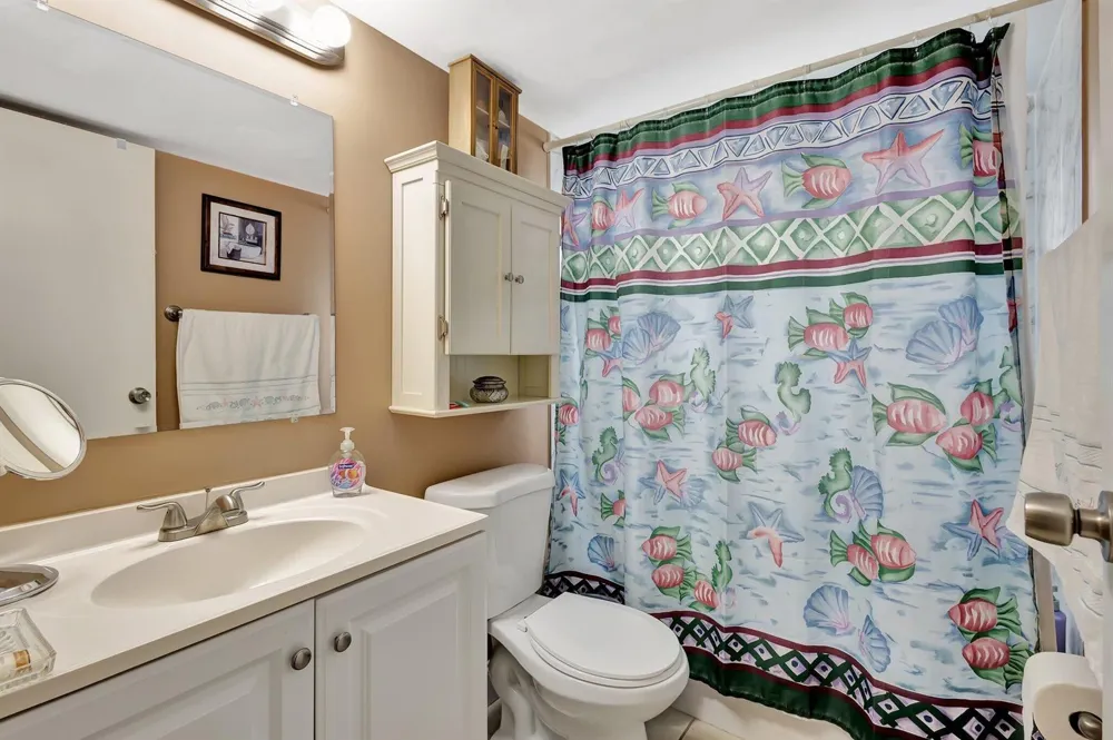 637 Monaco Court Delray Beach, FL 33446