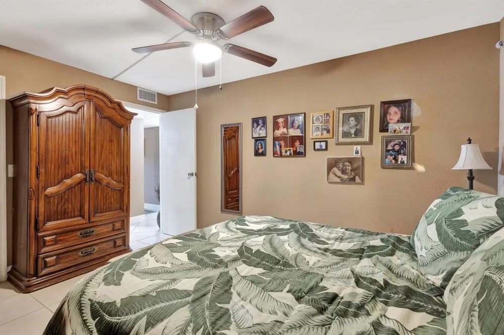 637 Monaco Court Delray Beach, FL 33446