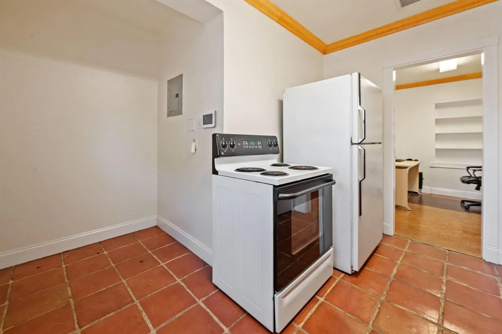 1901 SE 4TH AVENUE Fort Lauderdale, FL 33316