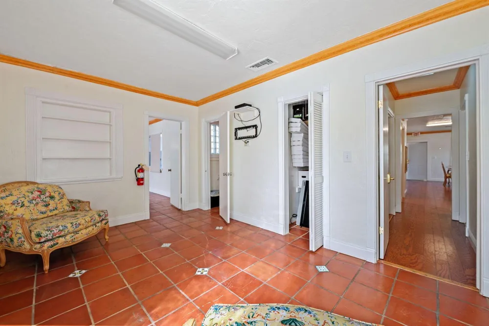 1901 SE 4TH AVENUE Fort Lauderdale, FL 33316