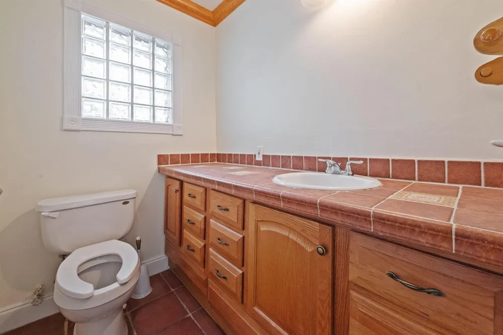 1901 SE 4TH AVENUE Fort Lauderdale, FL 33316