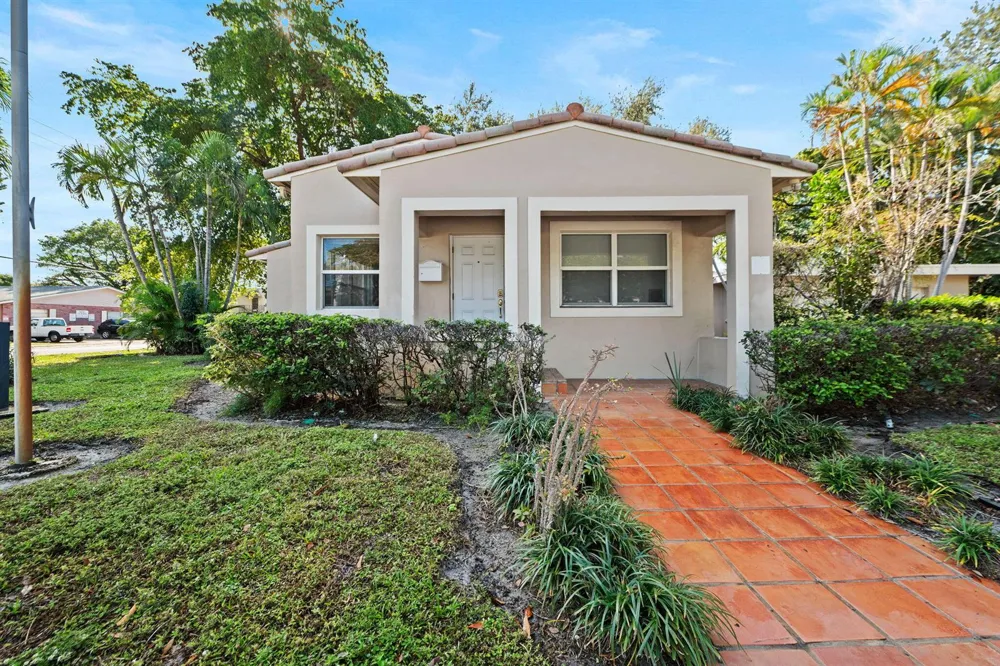1901 SE 4TH AVENUE Fort Lauderdale, FL 33316