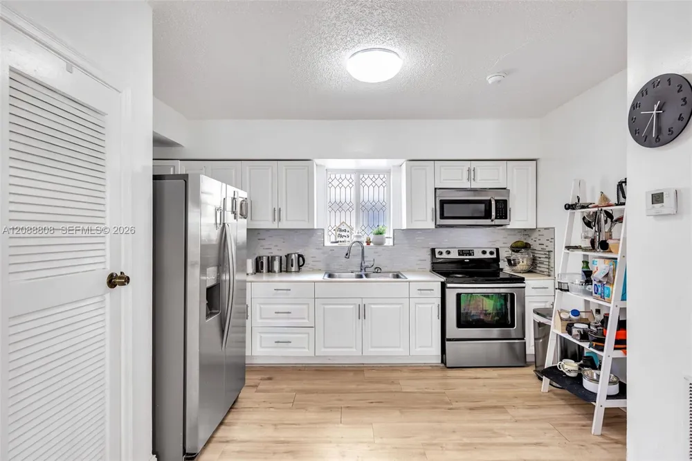 110 NE 9th Ct Homestead, FL 33030