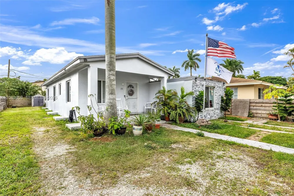 110 NE 9th Ct Homestead, FL 33030