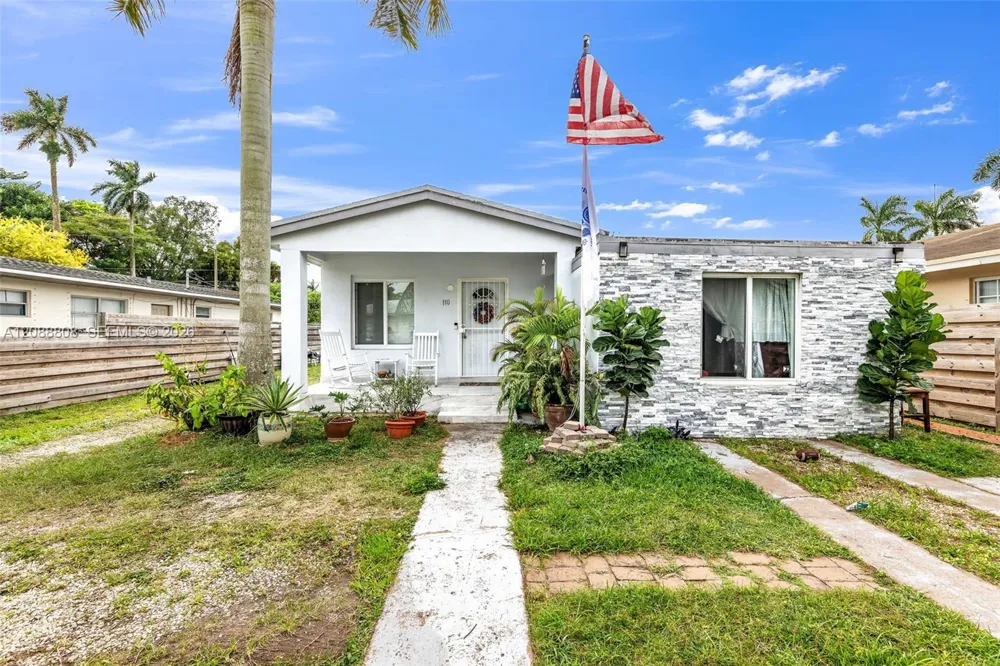 110 NE 9th Ct Homestead, FL 33030