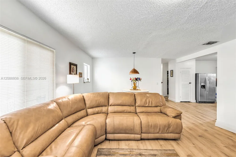 110 NE 9th Ct Homestead, FL 33030