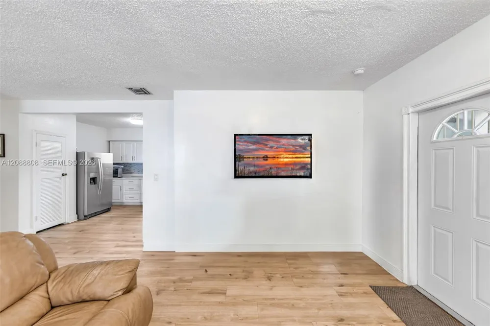 110 NE 9th Ct Homestead, FL 33030