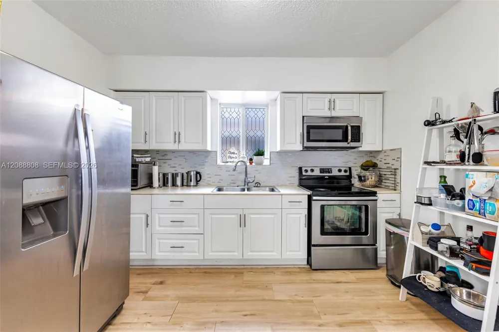 110 NE 9th Ct Homestead, FL 33030