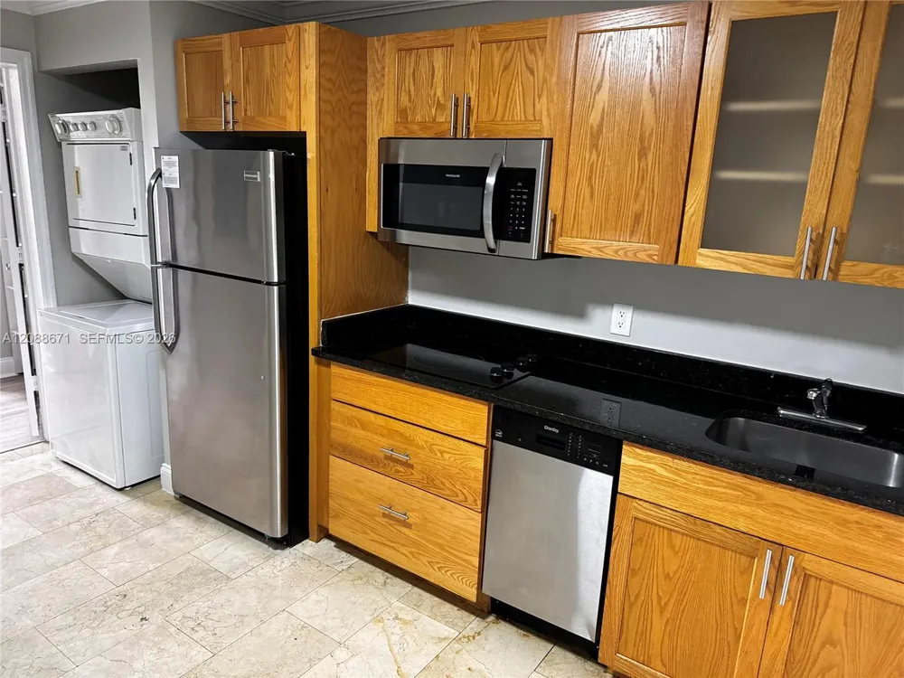 1750 NW 107th Ave #R707 Sweetwater, FL 33172