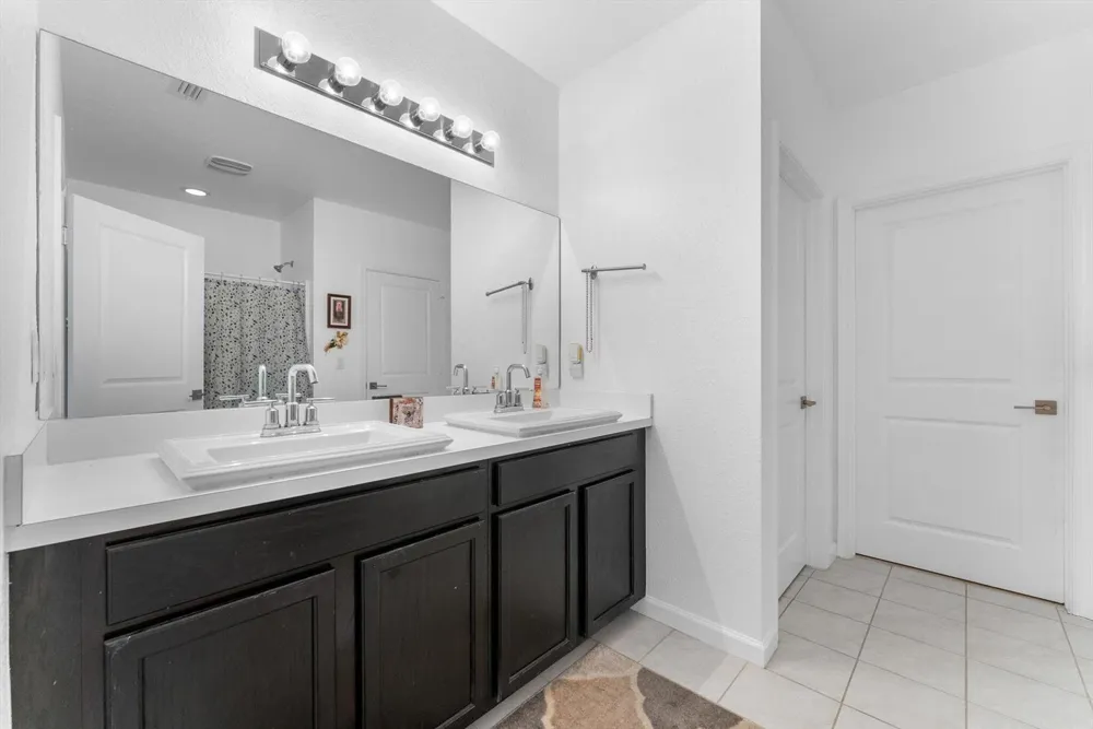 3785 WHITNEY PARK LANE 