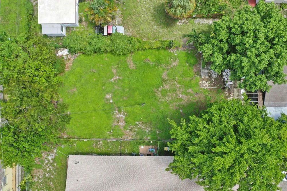 2315 MONROE STREET Hollywood, FL 33020