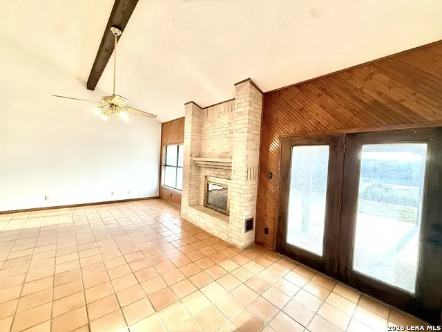 219 Wedgewood Ln Kerrville, TX 78028