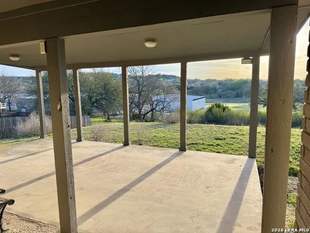 219 Wedgewood Ln Kerrville, TX 78028