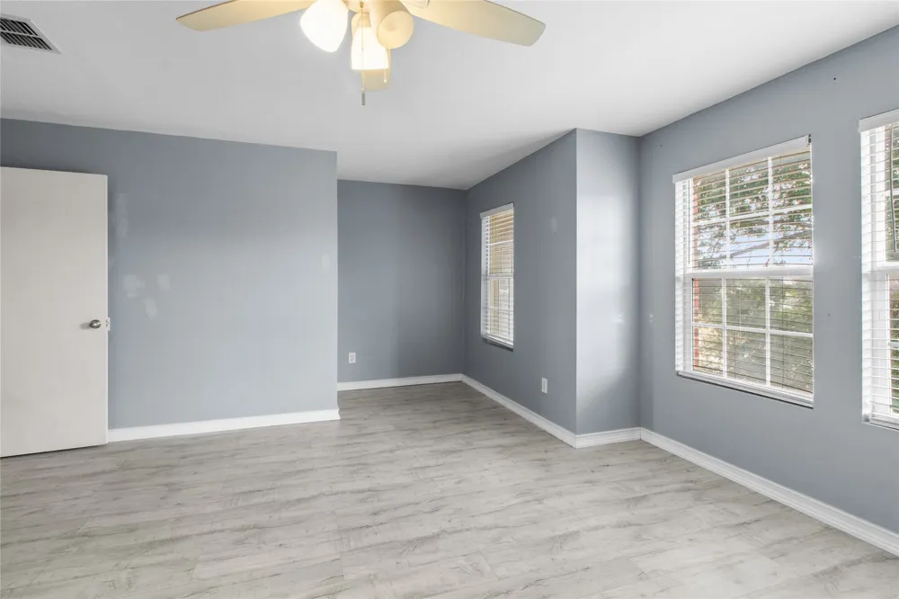 1312 Erin Court Burleson, TX 76028