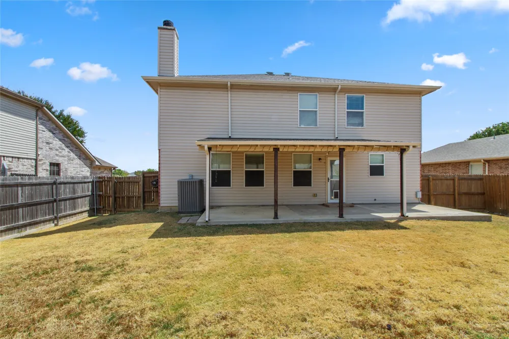 1312 Erin Court Burleson, TX 76028