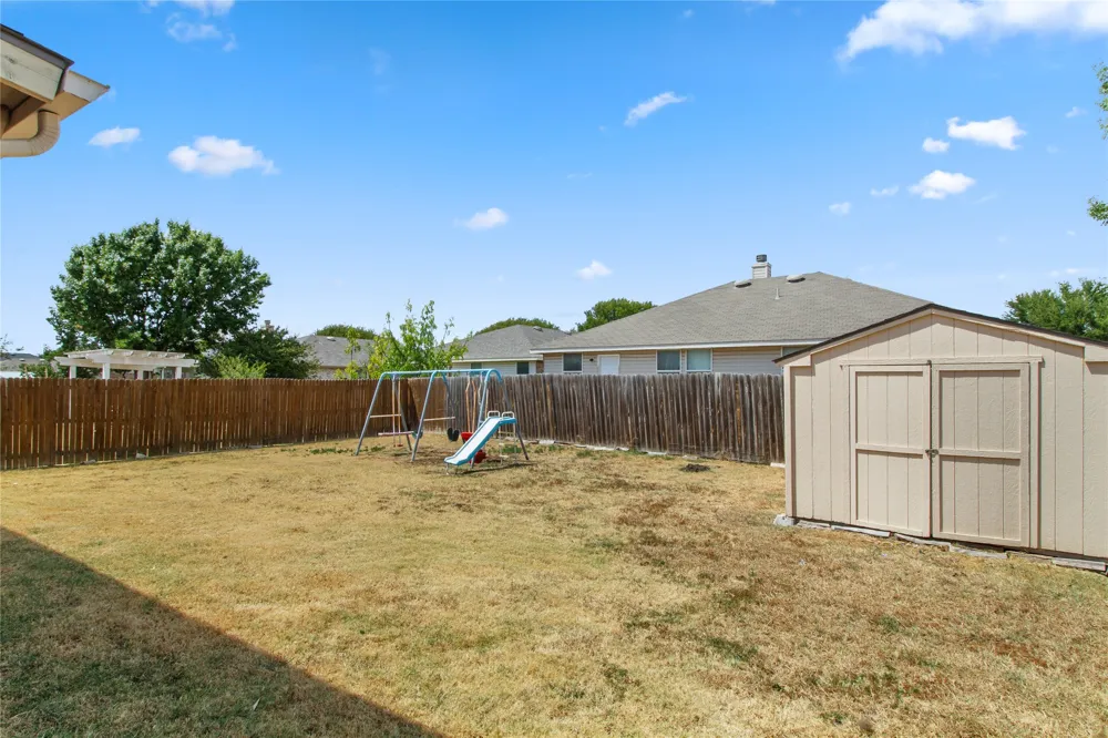 1312 Erin Court Burleson, TX 76028