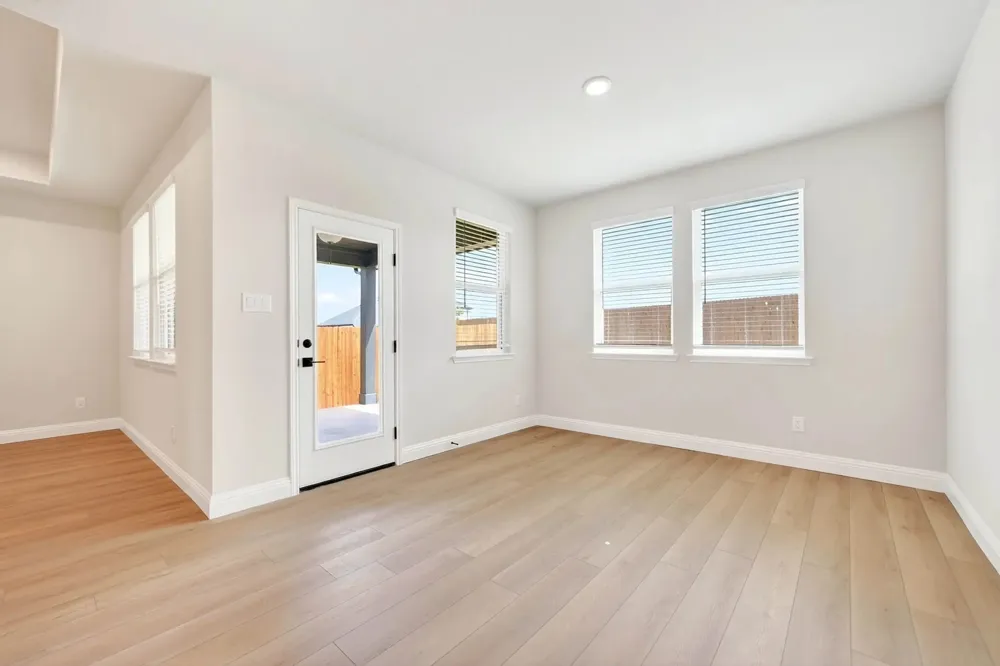 2811 Bridgepoint Street Crandall, TX 75114