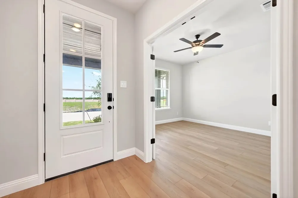 2811 Bridgepoint Street Crandall, TX 75114