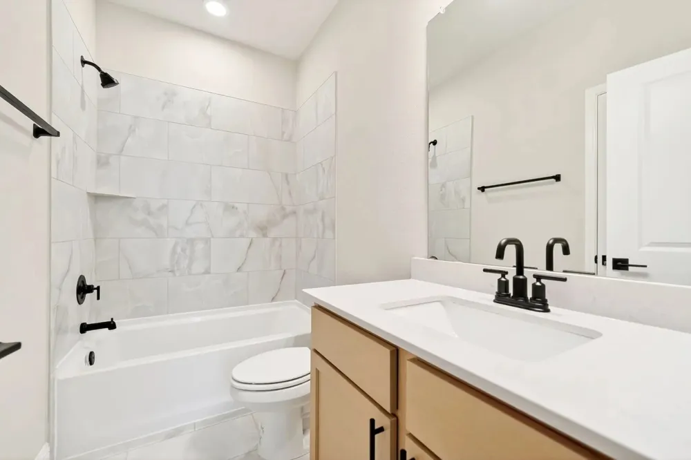 2811 Bridgepoint Street Crandall, TX 75114